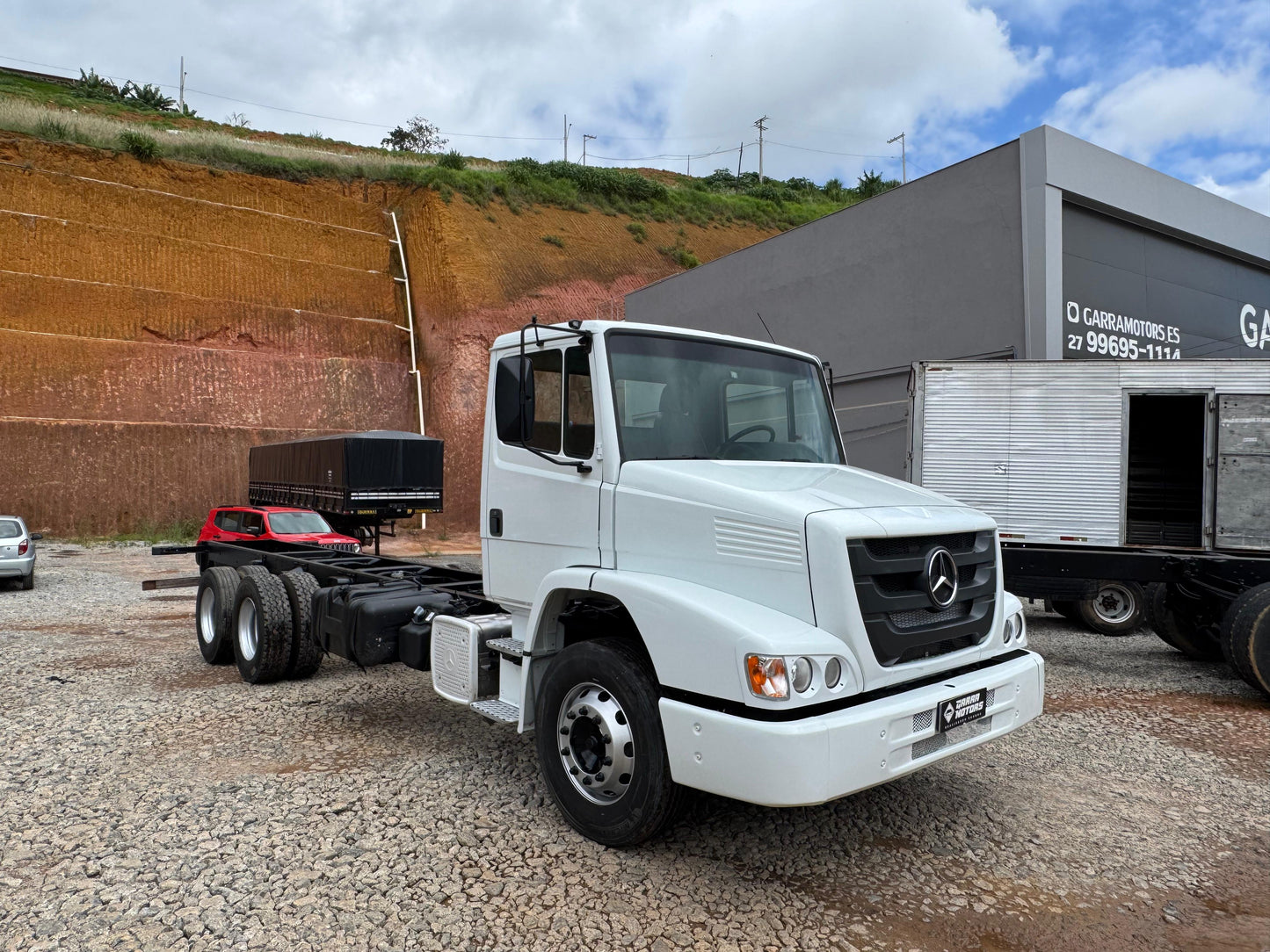 CAMINHAO MERCEDES BENZ 2324 2012 REDUZIDO 499 MIL RODADOS