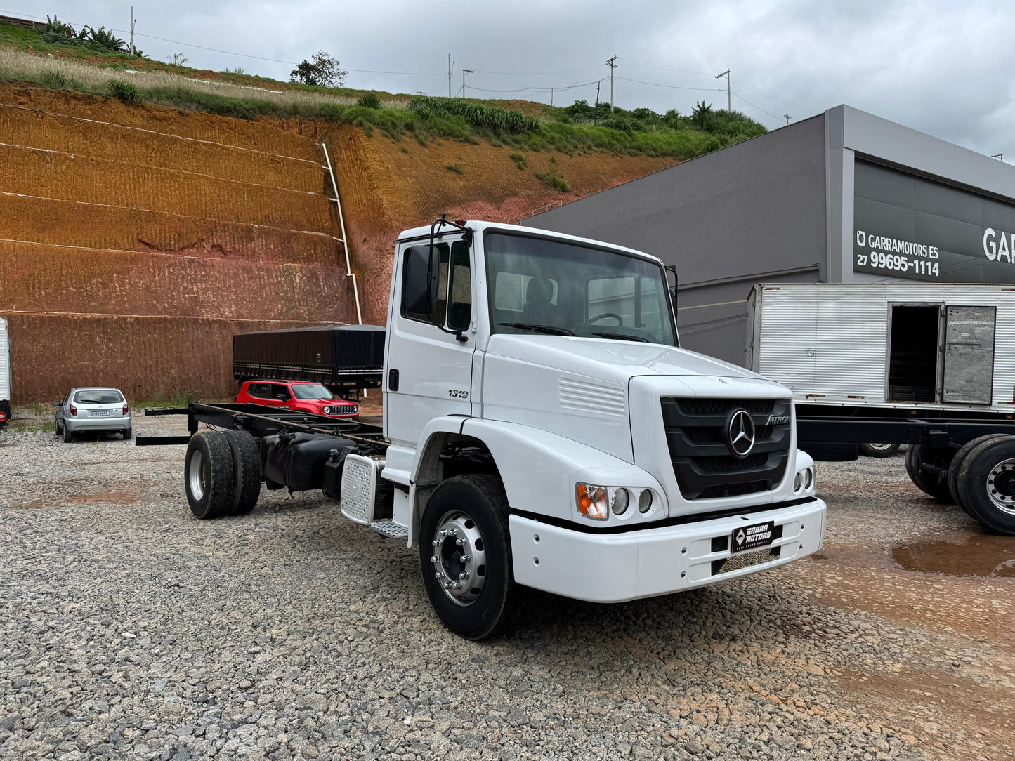 Mercedes Benz 1319 2013 Reduzido