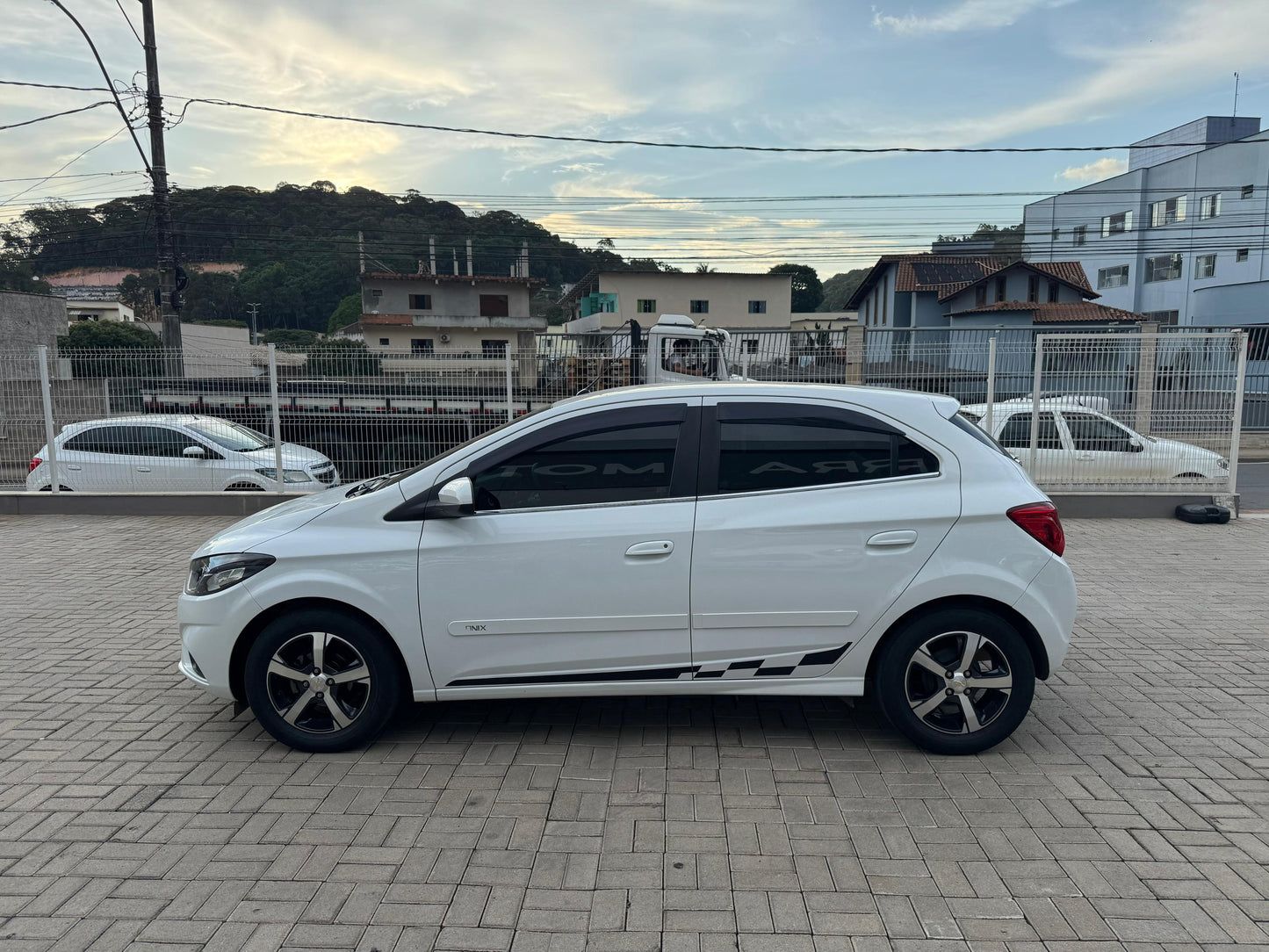 CHEVROLET ONIX 1.4 LTZ